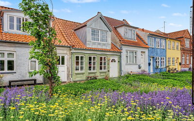 Swarthofthi - 90M from the Sea