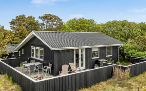 Eila - 1Km from the Sea: Wohnung, Schwimmbad, Eigentumswohnung, Hotel, Resort, Ferienort, Freizeitzentrum