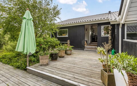 Eila - 1Km from the Sea: Wohnung, Schwimmbad, Eigentumswohnung, Hotel, Resort, Ferienort, Freizeitzentrum