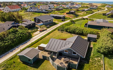 Greta - 300M from the Sea: Wohnung, Schwimmbad, Eigentumswohnung, Hotel, Resort, Ferienort, Freizeitzentrum