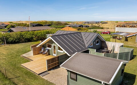 Greta - 300M from the Sea: Wohnung, Schwimmbad, Eigentumswohnung, Hotel, Resort, Ferienort, Freizeitzentrum