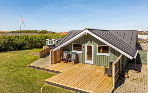 Greta - 300M from the Sea: Wohnung, Schwimmbad, Eigentumswohnung, Hotel, Resort, Ferienort, Freizeitzentrum