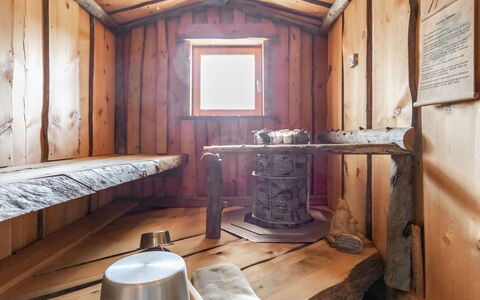 Keiteleen Helmi: Schnee, Winter, Einfrieren, Hütte, Bergstation, Lärche, Eiskappe, Glazialmorphologie, Skiort