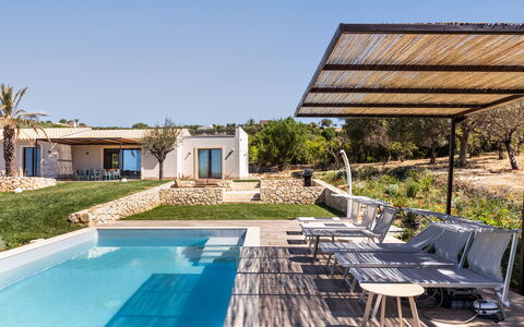 Villa Maddalena: Blau, Schwimmbad, Resort, Sonnenliege, Gartenmöbel, Eco Hotel, Läge, Villa, Hotel, Outdoor Struktur