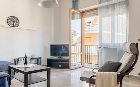 Casa Acquamarina: Möbel, Interior Design, Flooring, Fussboden, Holz, Zimmer, Decke, Beleuchtung, Wohnung, Wohnzimmer