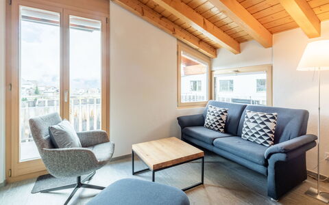 Darschalè 11: Interior Design, Möbel, Holz, Flooring, Fussboden, Zimmer, Decke, Wohnung, Zuhause, Wohnzimmer