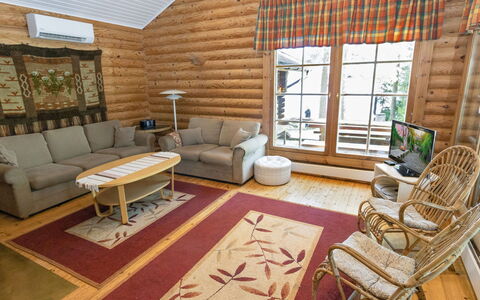 Kariniemi: Möbel, Interior Design, Wand, Flooring, Holz, Fussboden, Zimmer, Decke, Beleuchtung, Zuhause