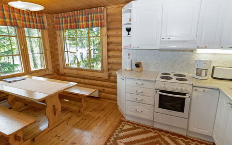 Kariniemi: Möbel, Interior Design, Wand, Flooring, Holz, Fussboden, Zimmer, Decke, Beleuchtung, Zuhause