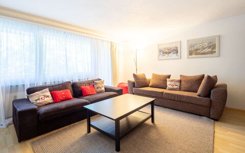 Cristallina A2: Möbel, Interior Design, Couch, Flooring, Fussboden, Wohnzimmer, Zimmer, Decke, Holz
