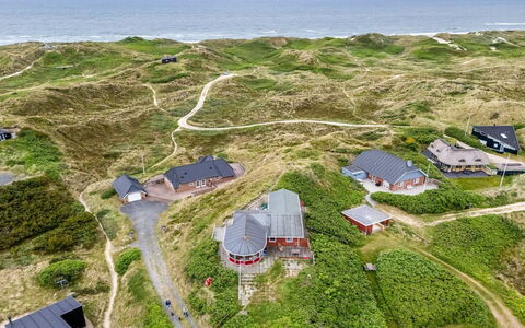 Nyyrikki - 350M from the Sea: Dach, Landschaft, Ländliches Gebiet, Hütte, Grundstueck, Steigung, Dorf, Prärie, Hütte, Ist Hingefallen