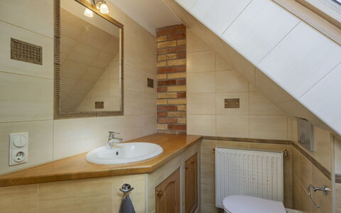 Villa Canela: Armatur, Badezimmer, Flooring, Sinken, Interior Design, Holz, Bad Sink, Fussboden, Zapfhahn, Installation