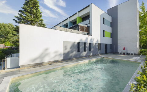 Gárdonyi Garden: Verbundwerkstoff, Schwimmbad, Design, Daylighting