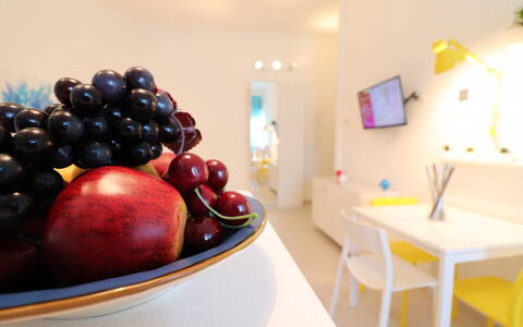Casa Maya a Otranto: Interior Design, Möbel, Flooring, Zimmer, Fussboden, Decke, Stuhl, Zimmerpflanze, Farbe, Wohnzimmer