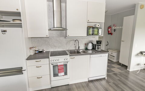 Tupa: Interior Design, Wohnung, Balkon, Hartholz, Holzbeize, Holzboden, Geländer, Daylighting, Hotel, Penthouse