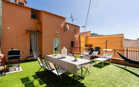 Paolina: Interior Design, Wohnung, Balkon, Hartholz, Holzbeize, Holzboden, Geländer, Daylighting, Hotel, Penthouse