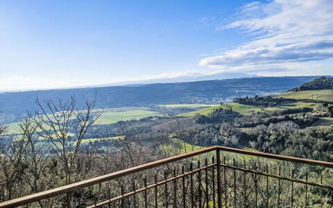 Casetta Belvedere: Interior Design, Wohnung, Balkon, Hartholz, Holzbeize, Holzboden, Geländer, Daylighting, Hotel, Penthouse