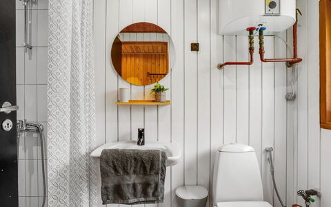Ritte - from the Sea: Armatur, Badezimmer, Interior Design, Flooring, Installation, Fussboden, Sinken, Toilette, Zapfhahn, Decke