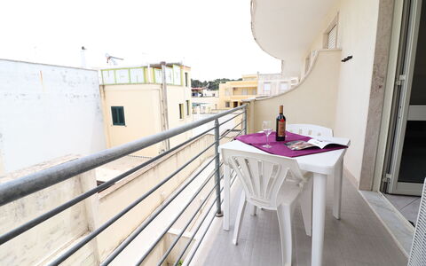 Marta: Wohnung, Balkon, Eigentumswohnung, Geländer, Hotel
