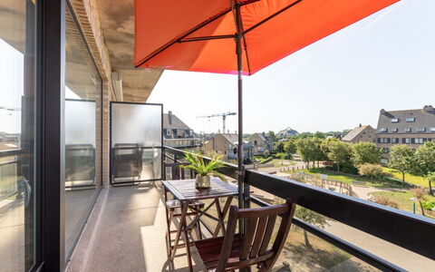 Zandstuyver with Balcony: Wohnung, Balkon, Eigentumswohnung, Schatten