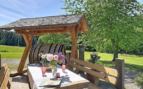 Sonne: Holz, Möbel, Gartenmöbel, Tisch Im Freien, Garten, Hartholz, Holzbeize, Bank, Landscaping, Picknicktisch