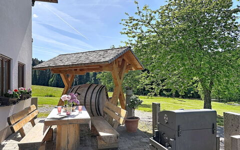 Sonne: Holz, Garten, Hütte, Gartenmöbel, Landscaping, Tisch Im Freien, Hinterhof, Garten, Hartholz, Rasen