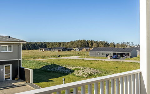 Arise - 700M from the Sea: Resort, Schwimmbad, Estate, Schatten, Landscaping, Eco Hotel, Hotel, Villa