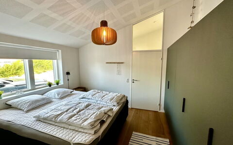 Theodora - 600M from the Sea: Interior Design, Bett, Schlafzimmer, Wand, Flooring, Möbel, Fussboden, Holz, Decke, Light Fixture