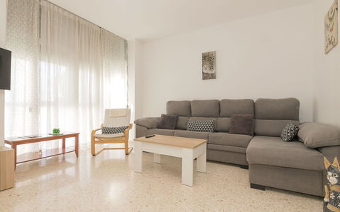 Luma: Flooring, Fussboden, Interior Design, Möbel, Holz, Holzboden, Couch, Wohnzimmer, Zimmer, Decke