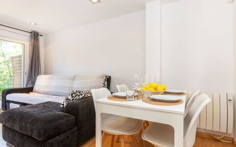Sant Eloi: Möbel, Interior Design, Flooring, Holz, Couch, Fussboden, Zimmer, Zuhause, Wohnzimmer, Wohnung