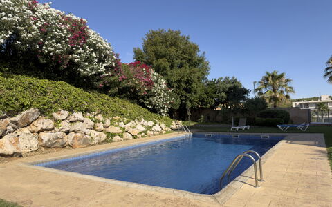 Tramuntana Ii: Schwimmbad, Resort, Garten, Freizeit, Water Feature, Landscaping, Eco Hotel, Schatten, Hazienda