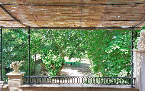 Chateau Payan: Schwimmbad, Resort, Zuhause, Eco Hotel, Estate, Terrasse, Villa, Hof, Design, Gartenmöbel