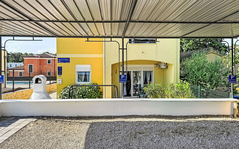 Novigrad (Istra) 142: Schwimmbad, Resort, Zuhause, Eco Hotel, Estate, Terrasse, Villa, Hof, Design, Gartenmöbel