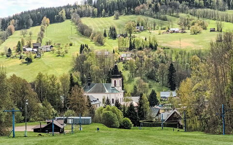 Rokytnice Nad Jizerou 2: Baum, Bergforms, Natur, Hügel, Landschaft, Hochland, Berg, Ländliches Gebiet, Bergstation