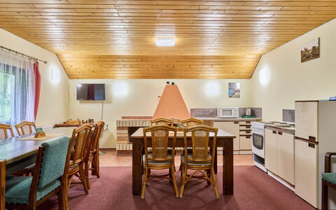 Rokytnice Nad Jizerou 81: Decke, Interior Design, Möbel, Fussboden, Zuhause, Flooring, Zimmer, Bett, Stuhl, Schlafzimmer