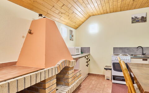 Rokytnice Nad Jizerou 81: Holz, Interior Design, Decke, Flooring, Möbel, Fussboden, Zimmer, Holzbeize, Küche