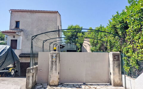 Villa le Cédre 17: Eisen, Metall, Tor, Beton, Schatten, Zaun, Home Fechten, Geländer