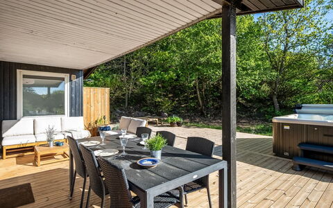 Blagica - 600M from the Sea: Holz, Möbel, Flooring, Veranda, Fussboden, Decke, Hartholz, Deck, Tür, Holzbeize