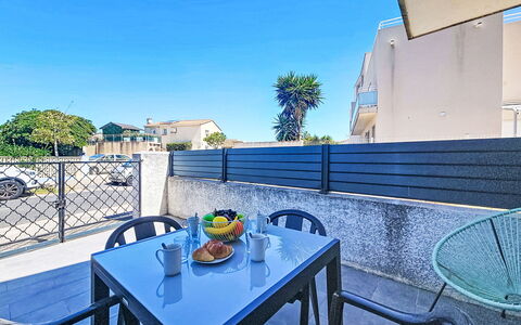 Croix du Sud: Wohnung, Balkon, Schatten, Hotel, Walkway