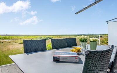 Jorkin - 150M from the Sea