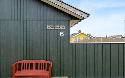 Sida - 400M from the Sea: Blau, Hütte, Haus, Zuhause, Bauernhaus, Estate, Abstellgleis