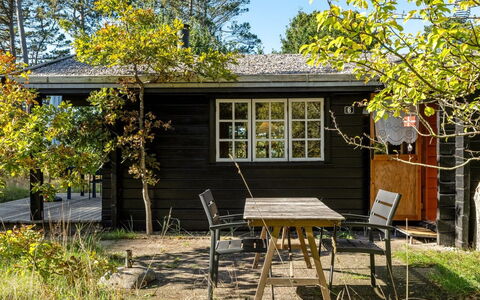 Sigref - 4Km from the Sea: Dachdecken, Hütte, Haus, Dach, Zuhause, Bauernhaus, Hütte, Estate, Dorf