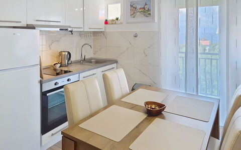 Emma: Möbel, Interior Design, Flooring, Fussboden, Holz, Zimmer, Tabelle, Küchengerät, Küche, Küche & Esszimmer Tisch