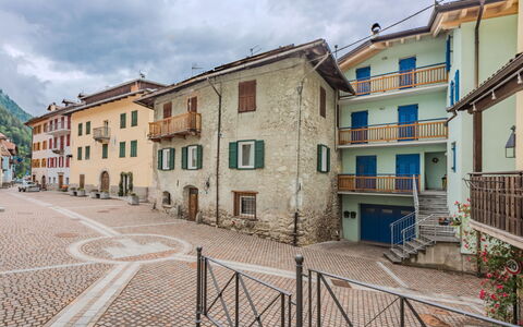 Pellizzano 102: Boot, Watercraft, Yachthafen, Schiffsbau, Schiff, Hafen, Boote Und Boating - Geräte Und Materialien, Dock, Hafen, Yacht