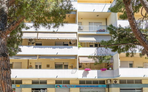 Casabianca: Daytime, Gebäude, Stadt, Wohnung, Nachbarschaft, Wohngebiet, Eigentumswohnung, Urban Design, Mischnutzung