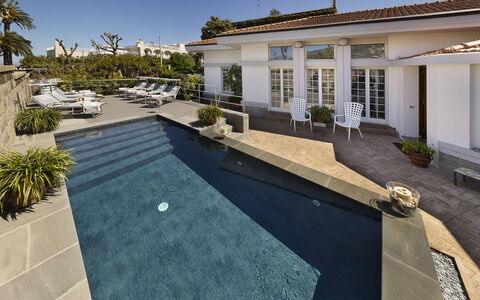 Villa Clara: Schwimmbad, Resort, Water Feature, Estate, Garten, Villa, Hof, Villa, Eco Hotel, Landscaping