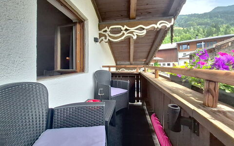Holzegger: Balkon, Schatten, Holzbeize, Hartholz, Zimmerpflanze, Veranda