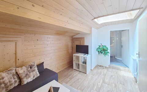 Holzegger: Holz, Flooring, Fussboden, Interior Design, Decke, Zimmer, Zuhause, Holzboden, Wohnzimmer, Hartholz