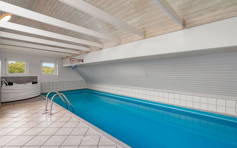 Janne - from the Sea: Resort, Estate, Hazienda, Balkon, Ferienort, Schwimmbad, Hotel, Strandresort, Landscaping