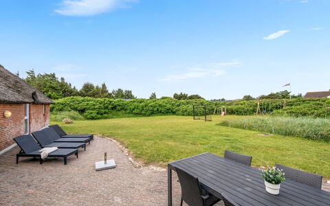 Janne - from the Sea: Resort, Estate, Hazienda, Balkon, Ferienort, Schwimmbad, Hotel, Strandresort, Landscaping