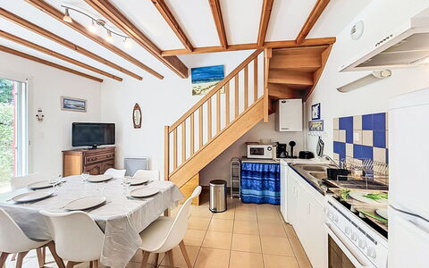 Maison Clos de Kermilienne: Resort, Estate, Hazienda, Balkon, Ferienort, Schwimmbad, Hotel, Strandresort, Landscaping